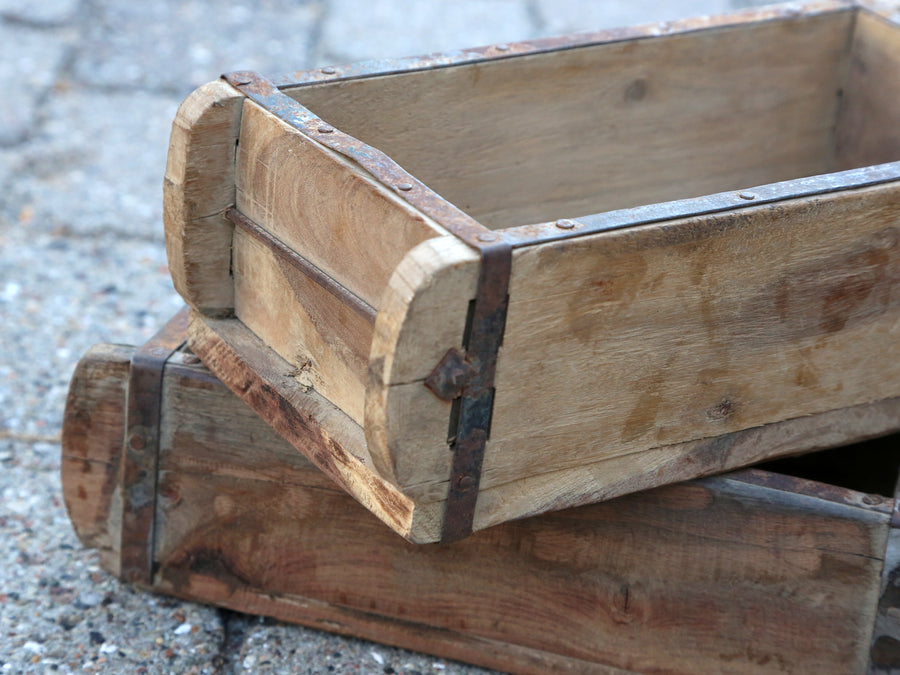 VINTAGE WOODEN BRICK BOX MOULD