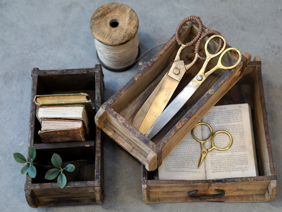 VINTAGE WOODEN BRICK BOX MOULD