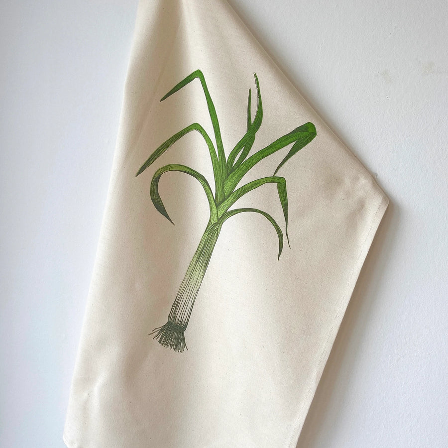 HAND SCREENPRINTED TEATOWEL | LEEK