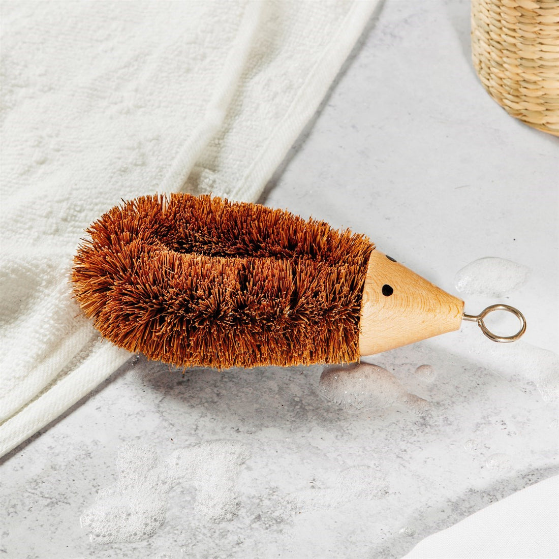 HEDGEHOG WASHING UP BRUSH