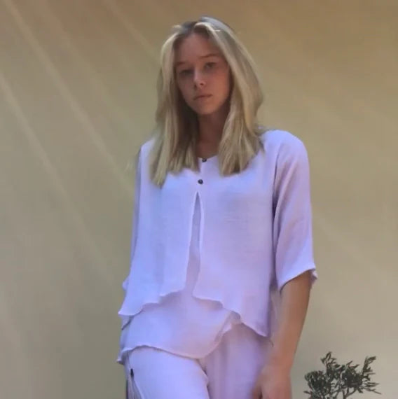 BAMBOO TWO BUTTON SPLIT FRONT LYNN TOP | AVOCADO | S|M