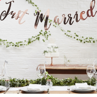 JUST MARRIED ROSE GOLD BUNTING