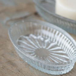 GLASS OVAL SOAP DISH