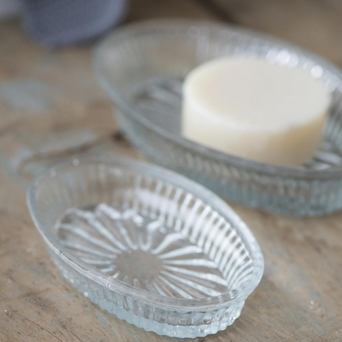GLASS OVAL SOAP DISH