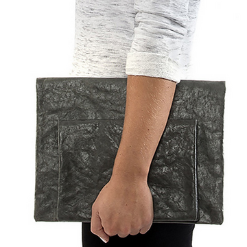 UASHMAMA MARU MEDIUM CLUTCH BAG | DARK GREY