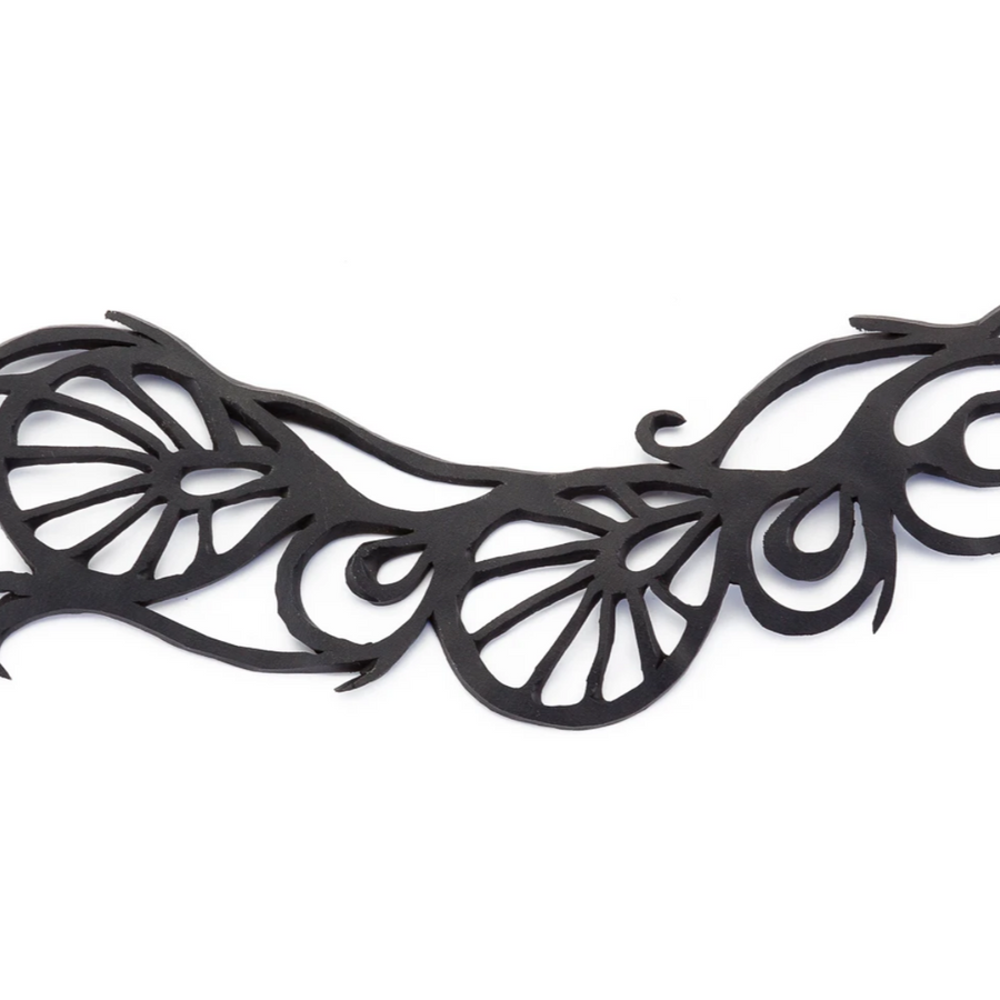 RECYCLED RUBBER BELLA CHOKER