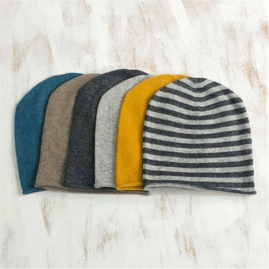 SOFT MERINO UNISEX SLOUCH BEANIE HAT