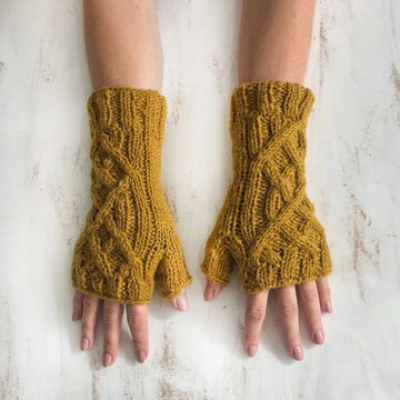CABLE KNIT WOOL LINED WRISTWARMER GLOVES | MUSTARD YELLOW