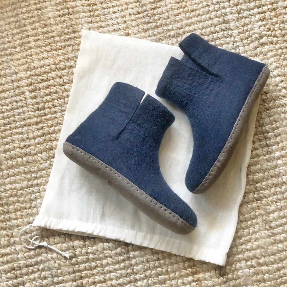 HANDMADE FELT UNISEX SLIPPER BOOT | NAVY BLUE