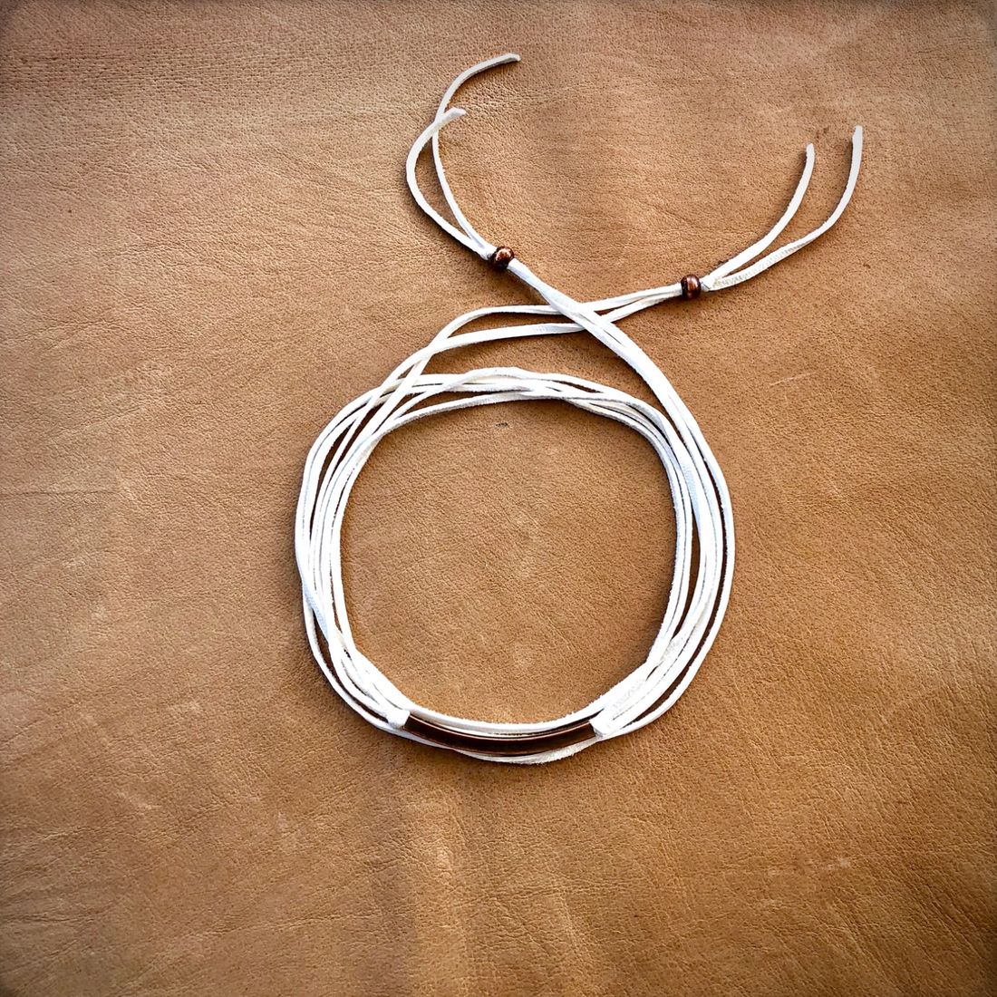 WHITE LEATHER WRAP CHOKER WITH COPPER BEADS