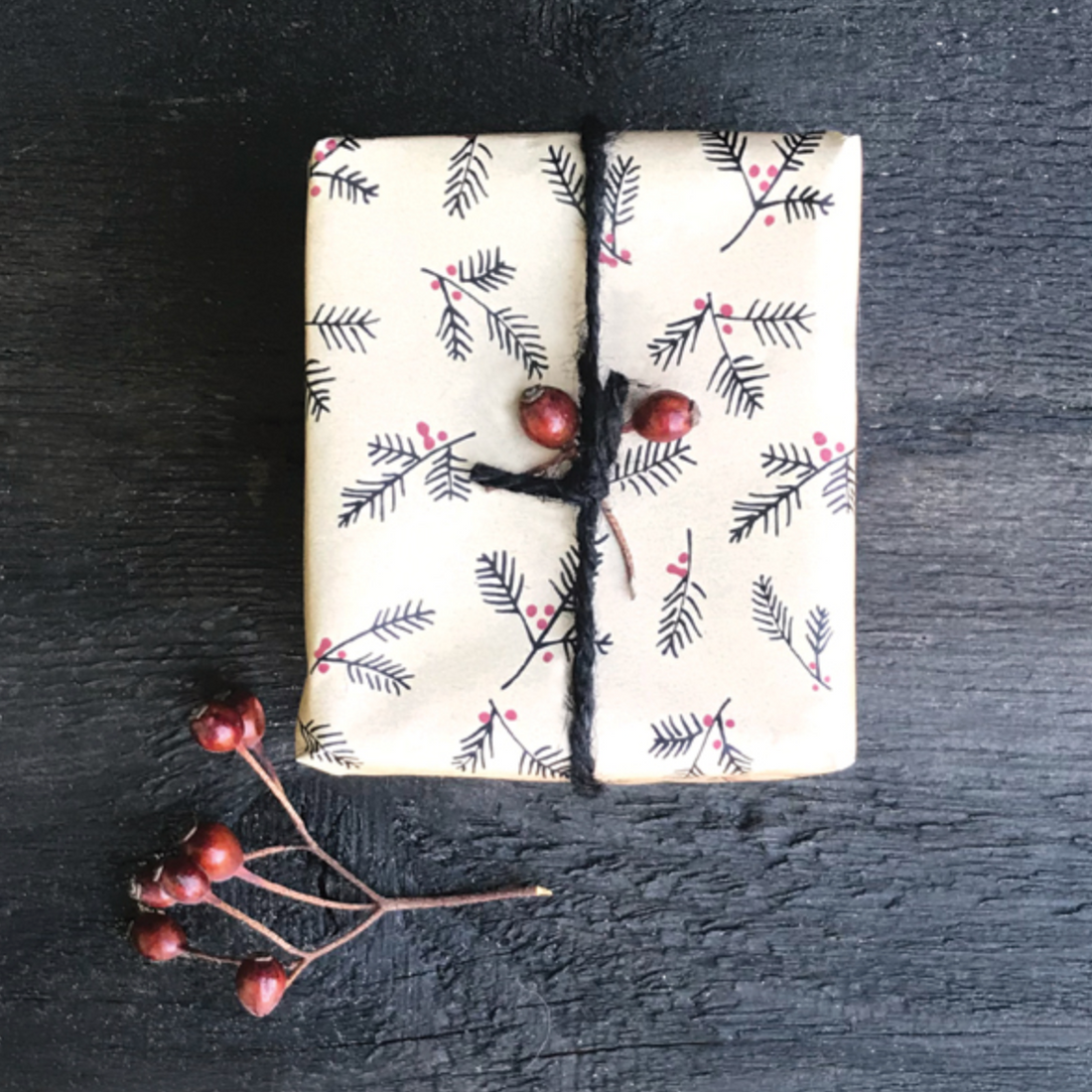 5M KRAFT WRAP | BERRY BRANCHES