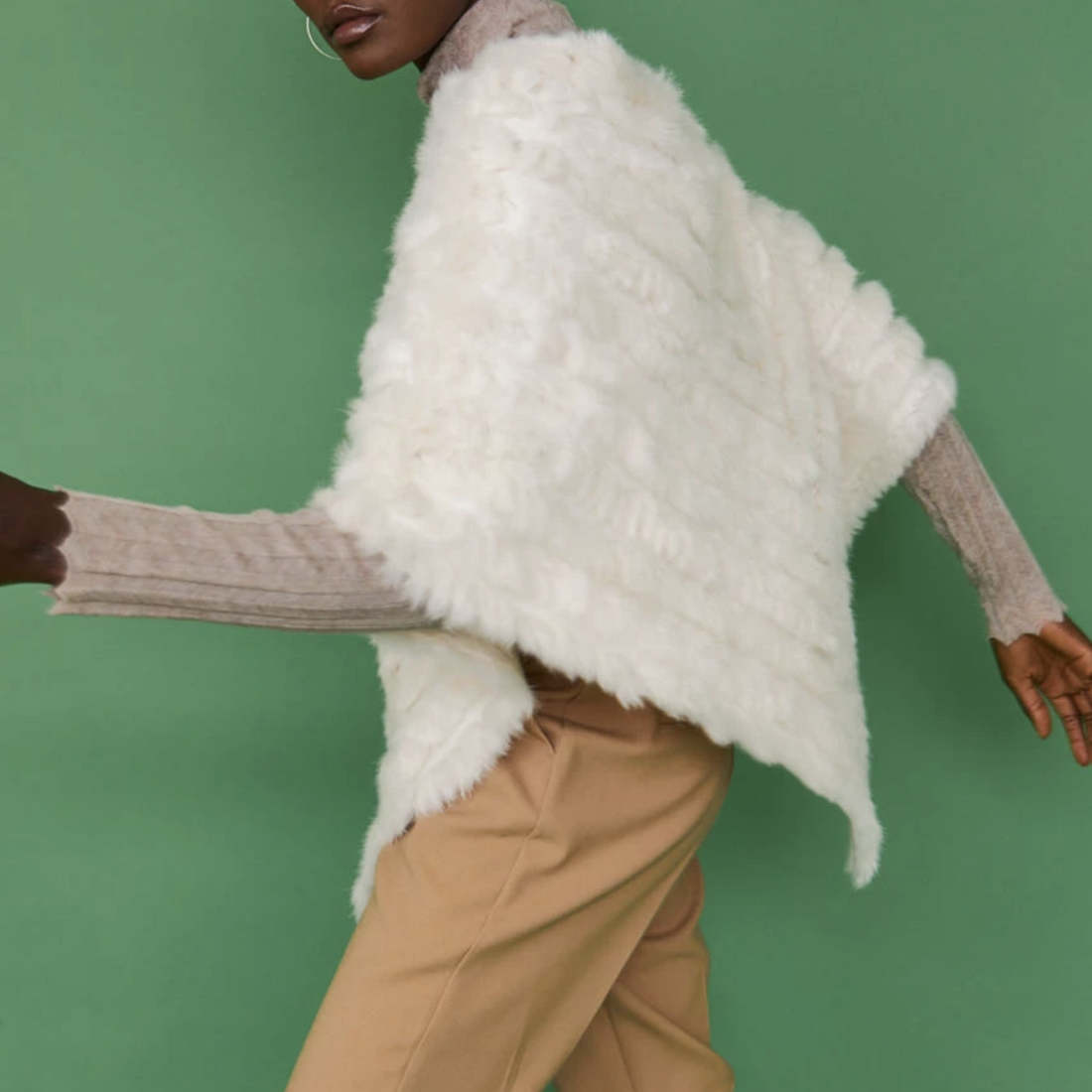 CONEY FUR PONCHO WITH CASHMERE LINING | CREAM