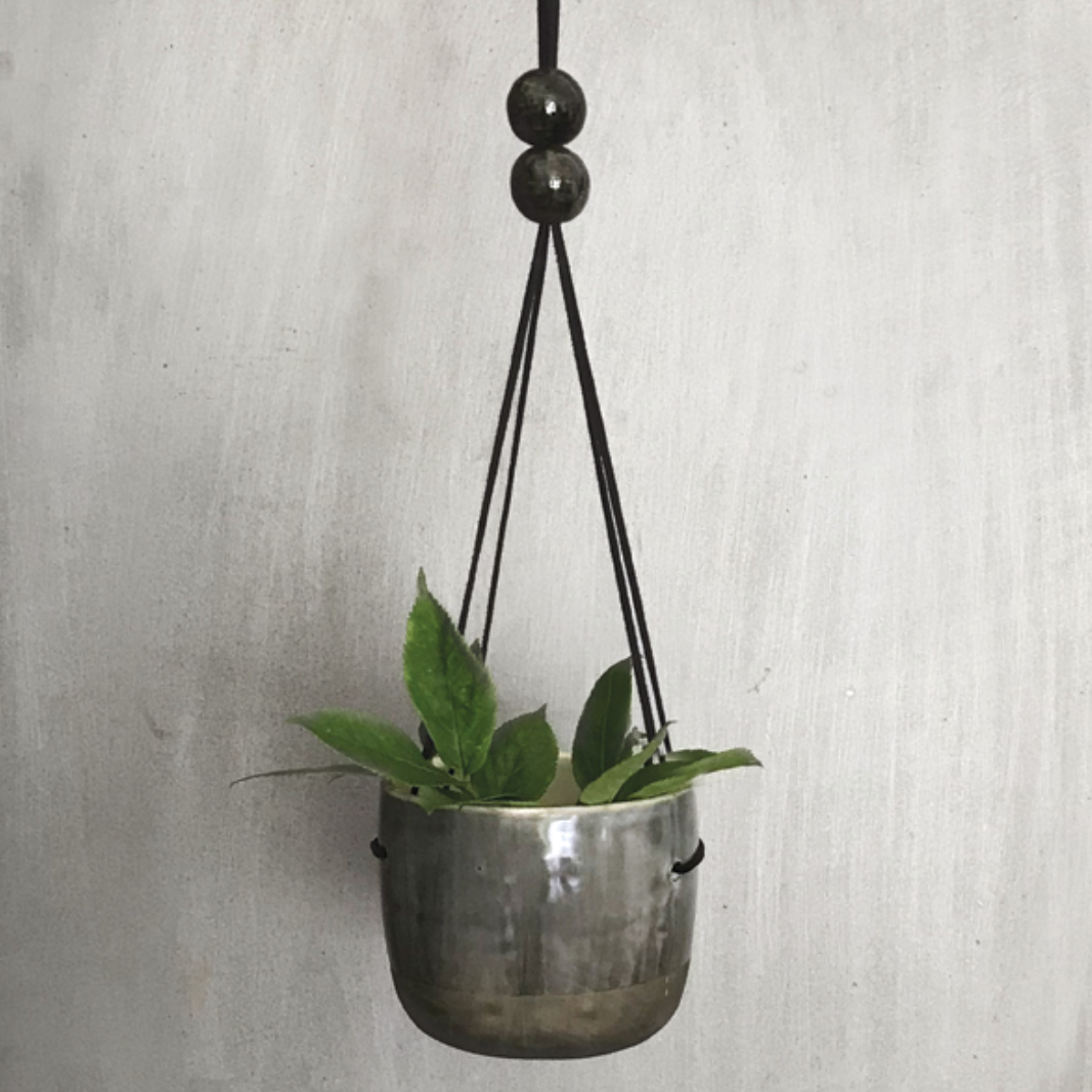 RUSTIC HANGING PLANTER | BLACK WASH