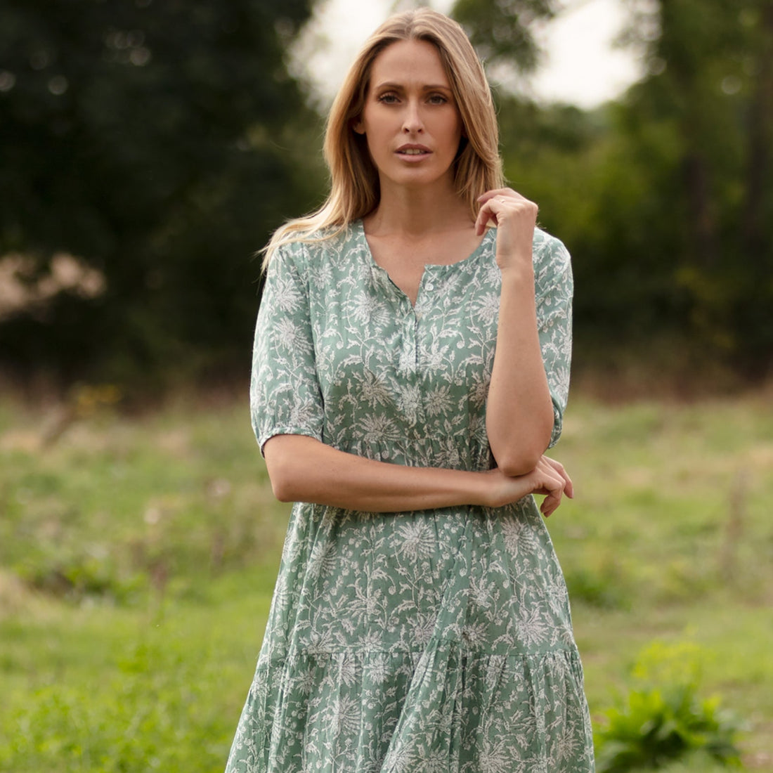 COTTON TIERED BUTTON DRESS | RED
