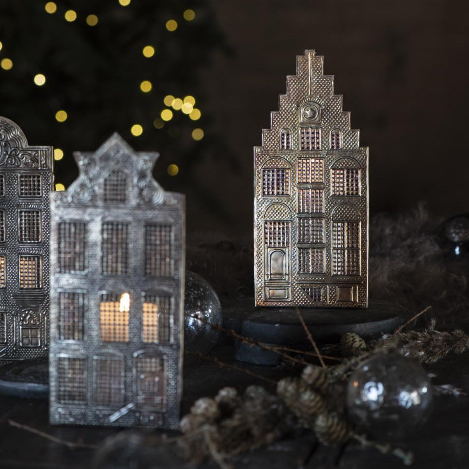 DECORATIVE METAL HOUSE CANDLE HOLDER | SET 3