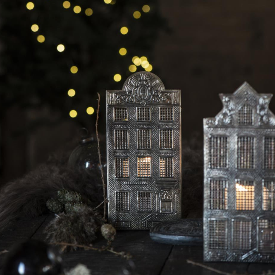 DECORATIVE METAL HOUSE CANDLE HOLDER | SET 3