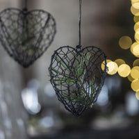 HANGING WIRE HEART