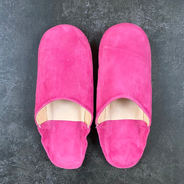MOROCCAN BABOUCHE SUEDE SLIPPERS | BRIGHT PINK