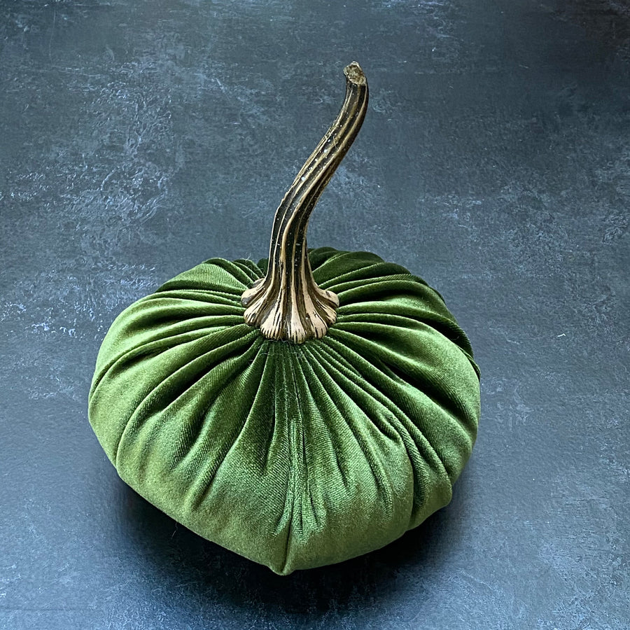 SMALL VELVET DECORATIVE PUMPKIN