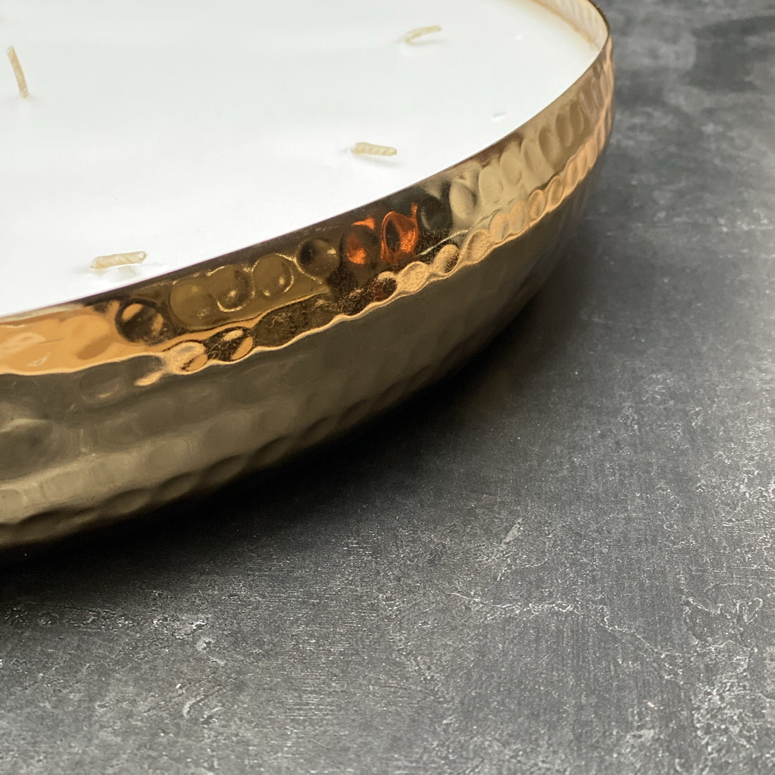 LARGE 16 WICK SCENTED CANDLE IN HAMMERED GOLD BRASS DISH | BALSAM FOREST
