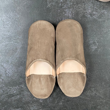 MOROCCAN BABOUCHE SUEDE SLIPPERS | FAWN
