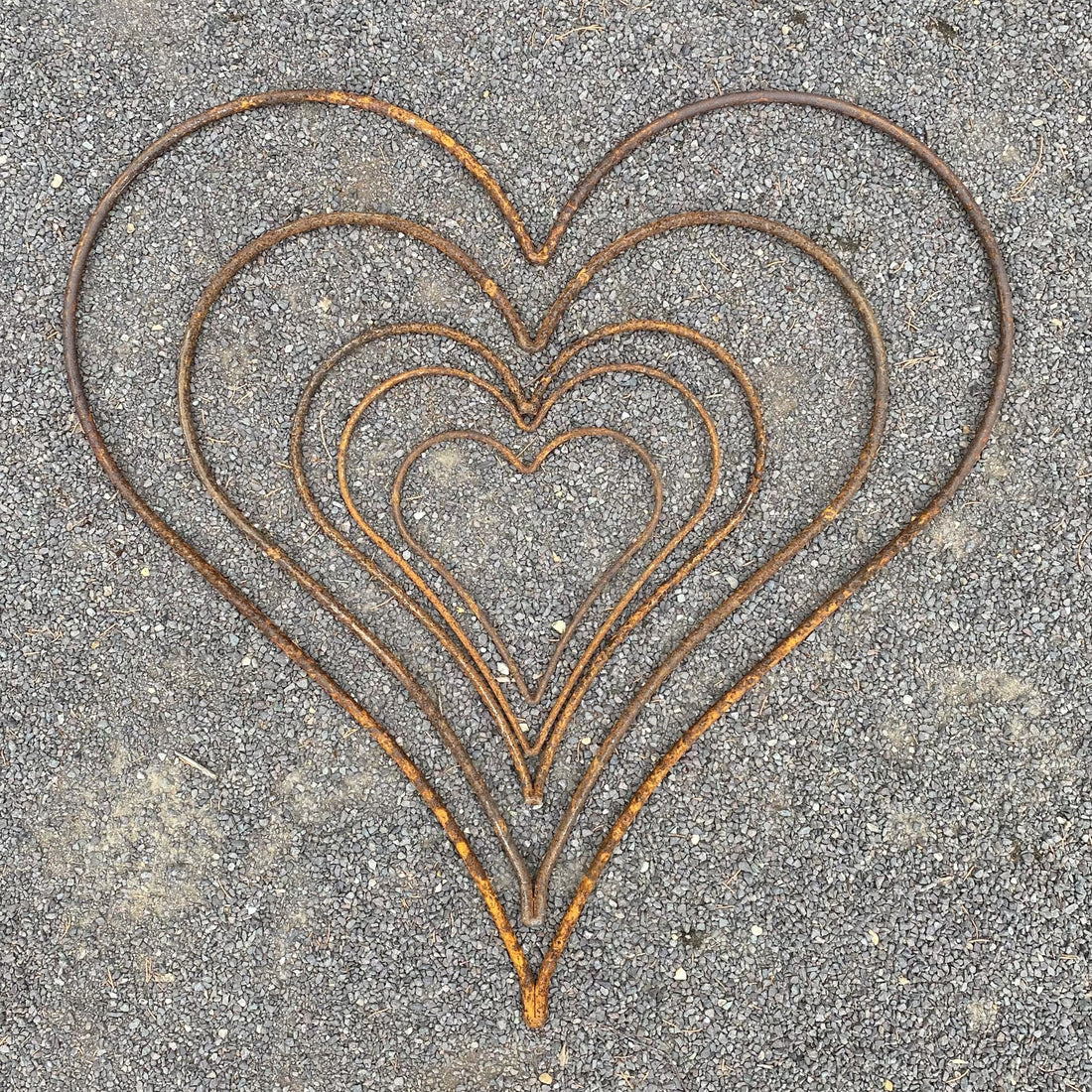RUSTY METAL HEART