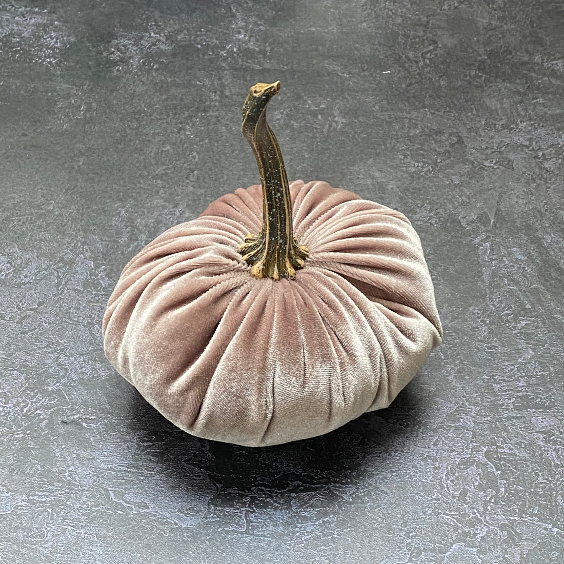 XSMALL VELVET DECORATIVE PUMPKIN