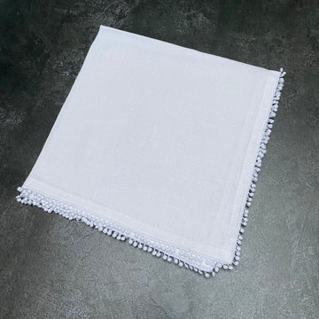 WHITE LINEN NAPKIN WITH DECORATIVE EDGE
