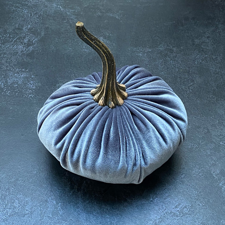 SMALL VELVET DECORATIVE PUMPKIN