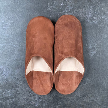 MOROCCAN BABOUCHE SUEDE SLIPPERS | WALNUT