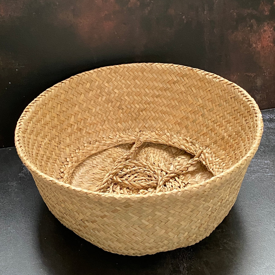 NATURAL SEAGRASS BASKET