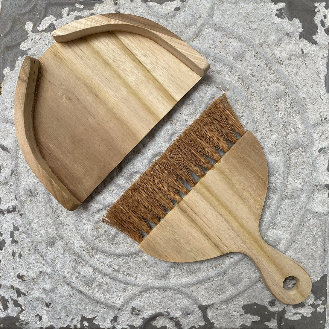 TABLE BRUSH & PAN