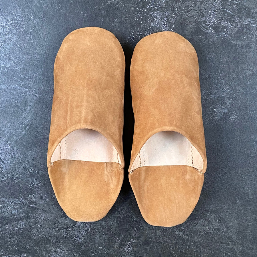 MOROCCAN BABOUCHE SUEDE SLIPPERS | CAMEL