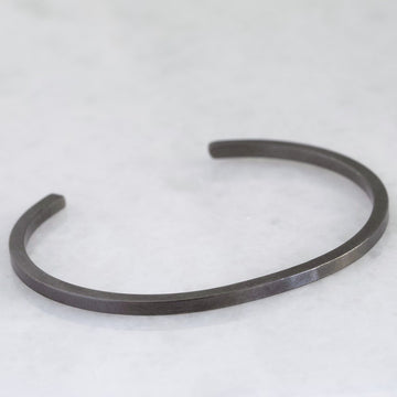 MEN'S BRUSHED BLACK BAR BANGLE