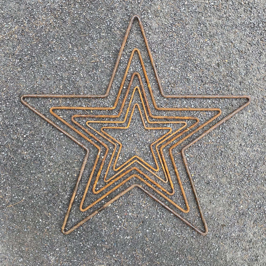 RUSTY METAL STAR