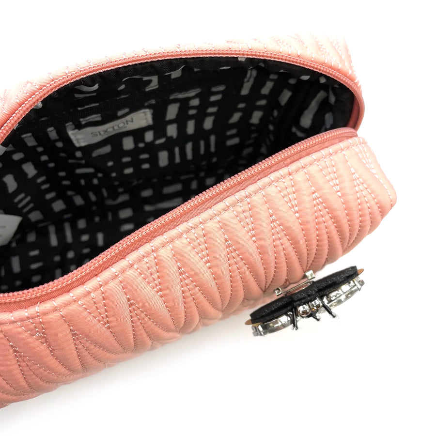 LARGE QUILTED RECYCLED NYLON WASH BAG WITH BUMBLEBEE PIN | PEACH